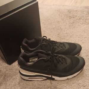 Nike Black and White Athletic Shoes